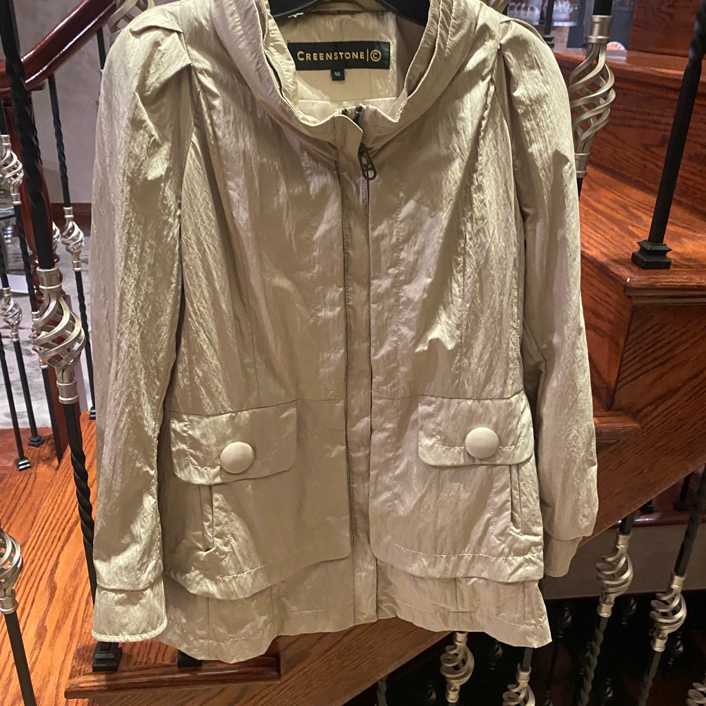 Creenstone Light Jacket- Size M